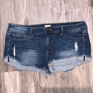 Low Rise Jean Shorts🔥